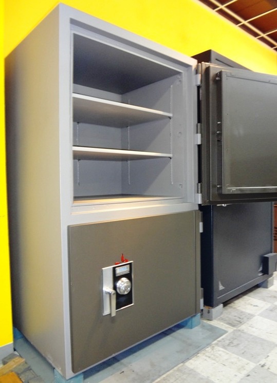 TL15 Fire & Burglary Safes